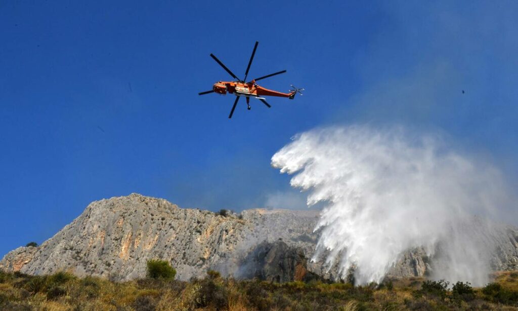 Υπό μερικό έλεγχο η πυρκαγιά στην περιοχή Μεγάλα Πεύκα Κερατέας - Media