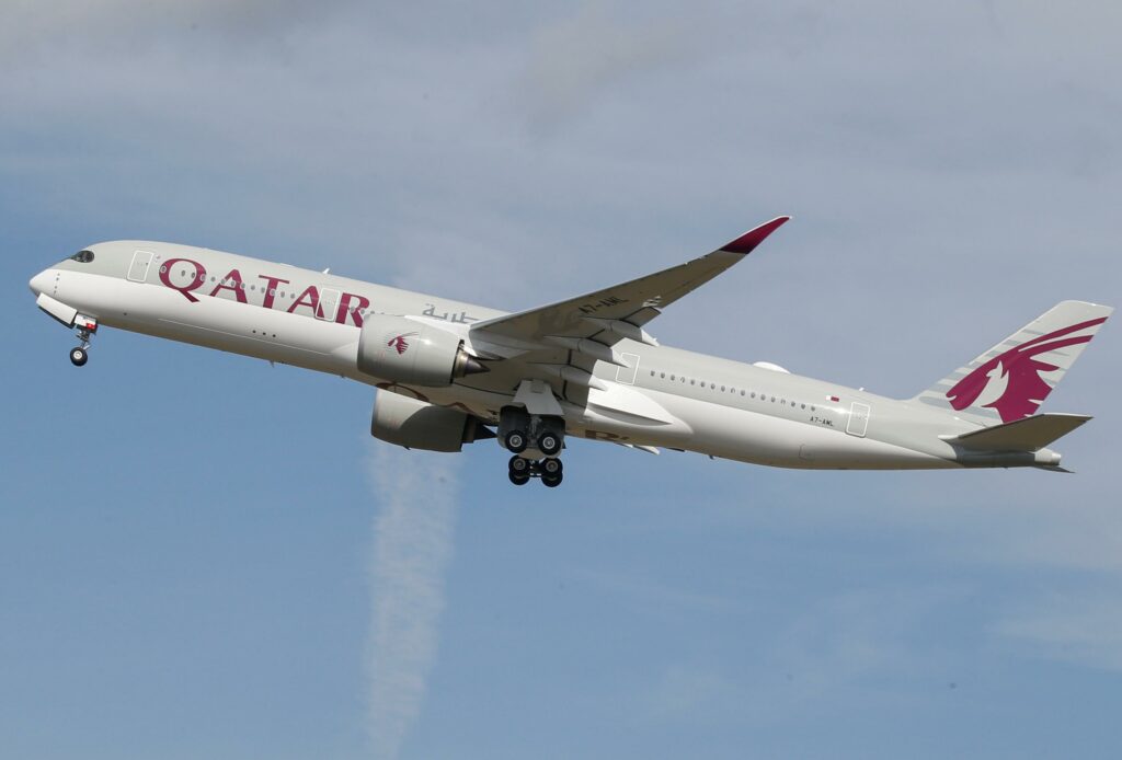 Qatar Airways για τα 12 κρούσματα κορωνοϊού: Όλοι οι επιβάτες της πτήσης προς Αθήνα ελέγχθηκαν πριν επιβιβαστούν - Media