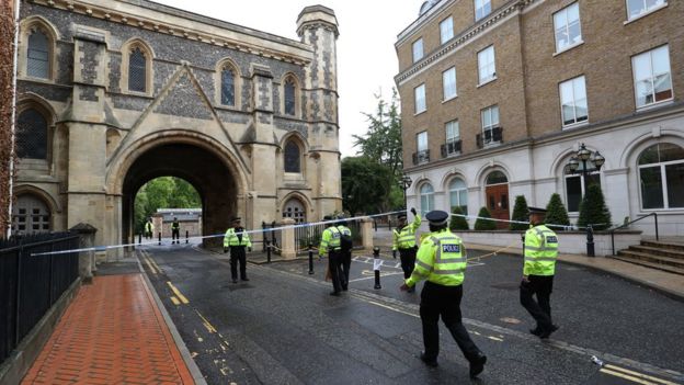 Ανατροπή στη Βρετανία: Ο δράστης της επίθεσης στο Ρέντινγκ αντιμετωπίζει «σοβαρά διανοητικά προβλήματα» - Media