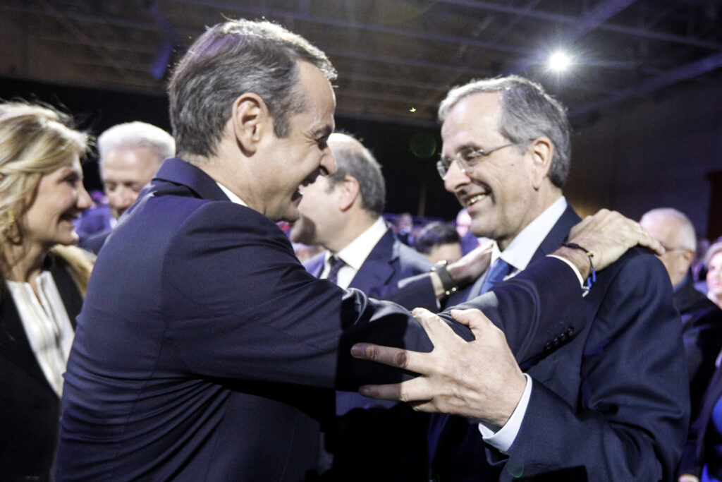 Κριτική Σαμαρά σε Μητσοτάκη για το επιτελικό κράτος  - Media