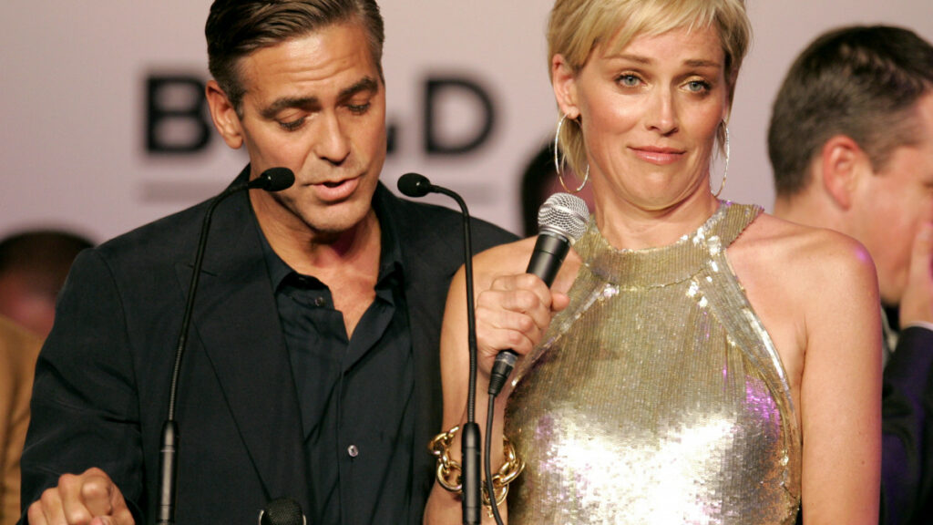 Τζορτζ Κλούνεϊ και Σάρον Στόουν: Τα εμβόλια για κορωνοϊό να είναι διαθέσιμα σε όλους - Media