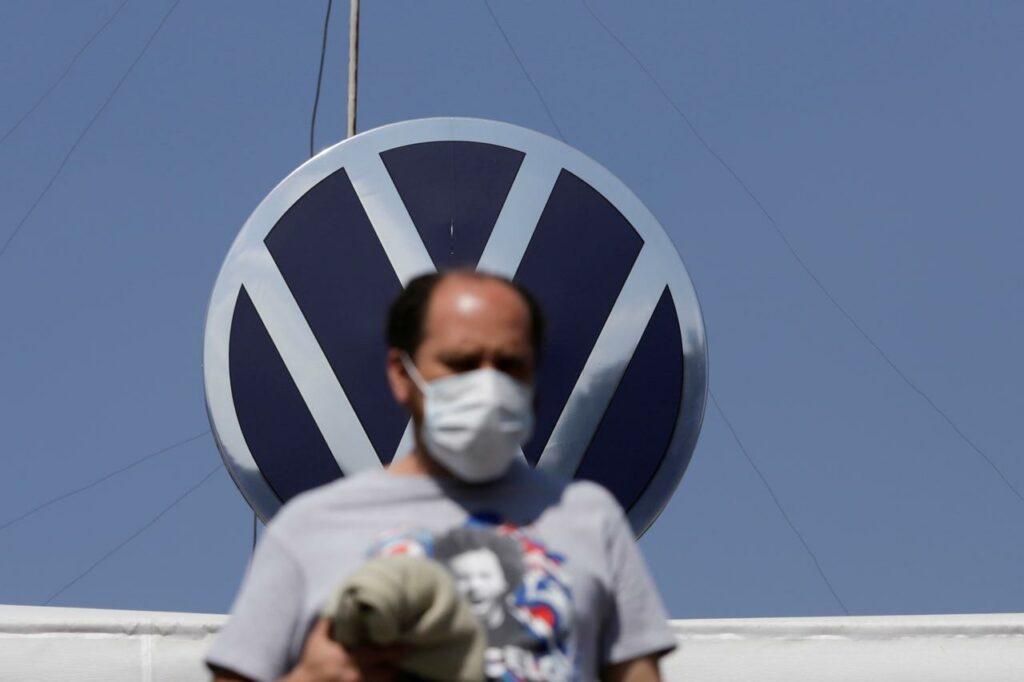 Μεξικό: Η θυγατρική της VW ανοίγει τα εργοστάσιά της παρά τα χιλιάδες νέα κρούσματα - Media