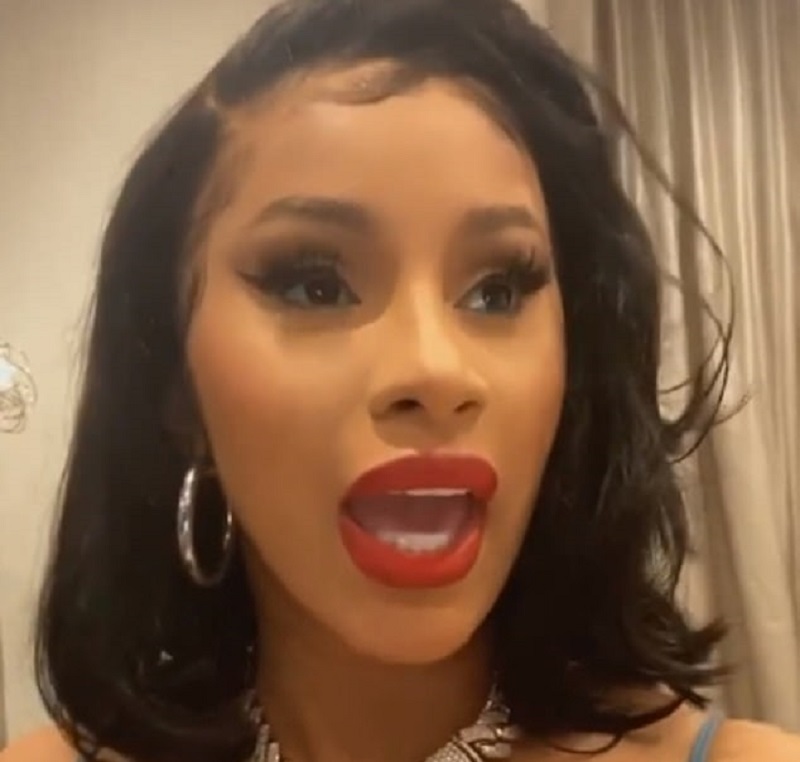 Σόκαρε τους θαυμαστές της η Cardi B: Το σώμα μου απορρίπτει το σκουλαρίκι (Videos) - Media