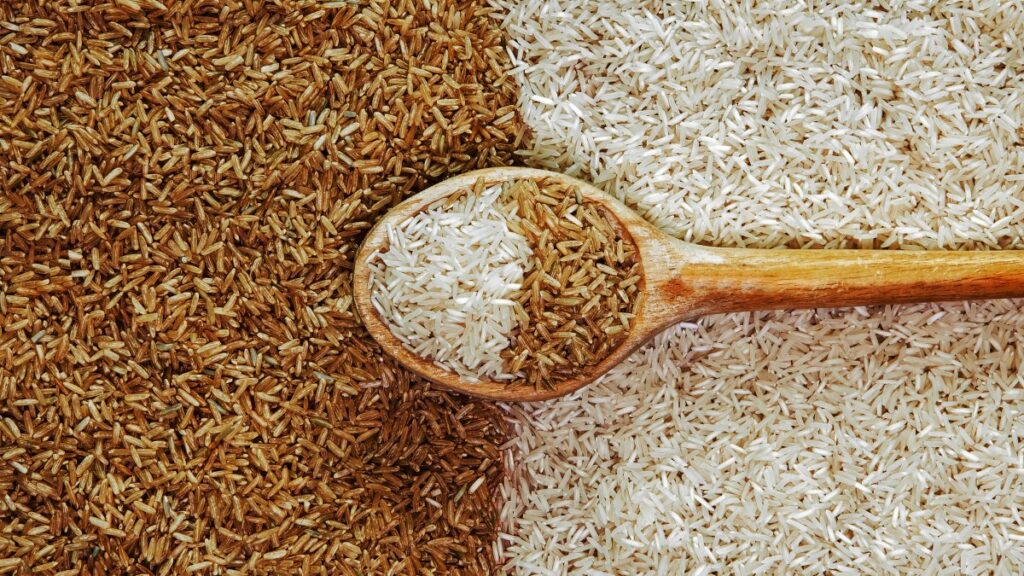 Ρύζι λευκό ή καστανό: Ποιο είναι πιο υγιεινό – Διαφορές, διαβήτης και πιθανοί κίνδυνοι - Media