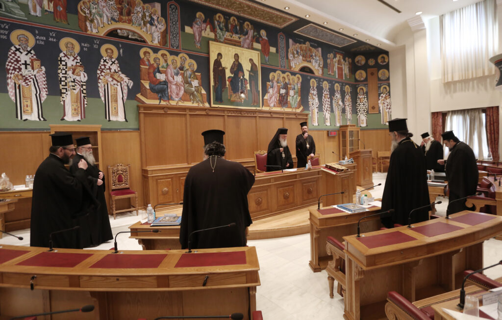 Διευκρινήσεις της Ιεράς Συνόδου για τα χρέη προς τους φορείς της εκκλησίας - Media