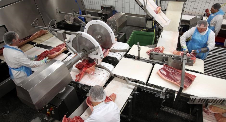 Έρευνα DW: Εργασιακός μεσαίωνας σε γερμανικά σφαγεία - Media