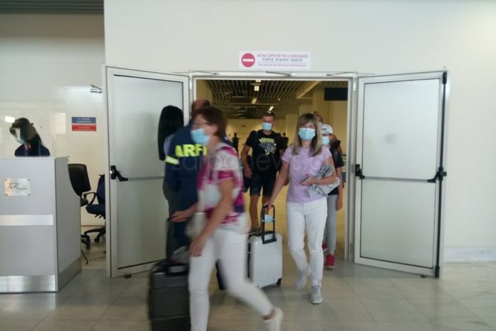 Κορωνοϊός: 30 κρούσματα στην Κρήτη – 11 μετά την πρώτη πτήση με τουρίστες - Media