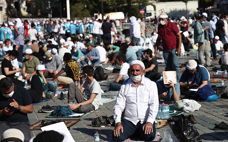 Αντιπρόεδρος Μπούντεσταγκ: «Κήρυξη πολέμου στην κοσμική Τουρκία» η μετατροπή της Αγίας Σοφίας σε τζαμί - Media