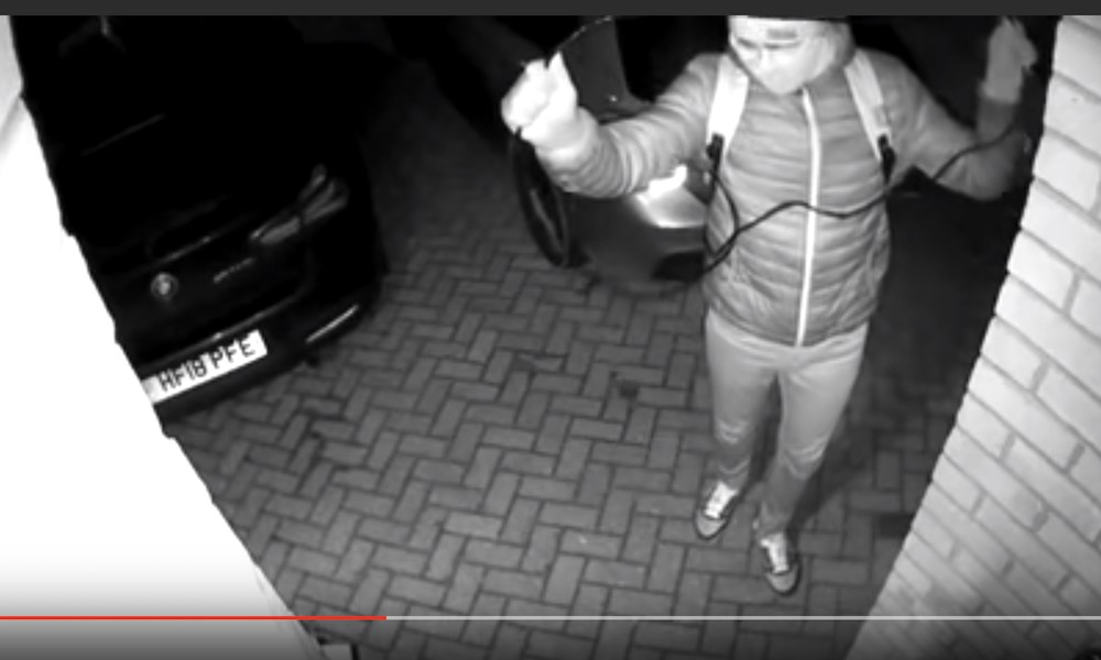 Έτσι οι κλέφτες «εξαφανίζουν» το αυτοκίνητό μας σε δευτερόλεπτα (video) - Media