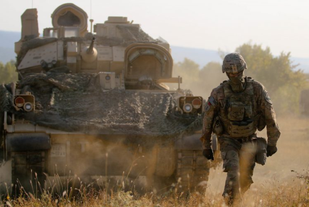 ΗΠΑ: Ενσωμάτωση ανεπάνδρωτων οχημάτων στους Σχηματισμούς Μάχης - Media