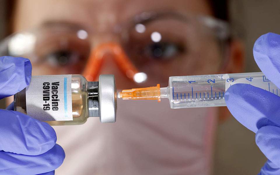 Καθηγητής ΑΠΘ: Εμβόλιο για τον κορωνοϊό δε θα κατασκευαστεί ποτέ - Media