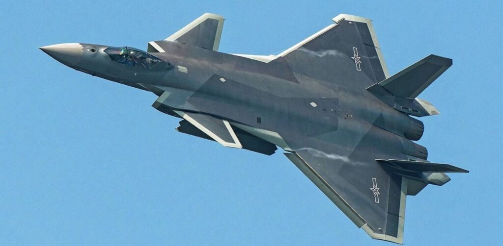 J-20: Το κινεζικό stealth μαχητικό γίνεται ισχυρότερο χάρη στη... Ρωσία (Photos) - Media