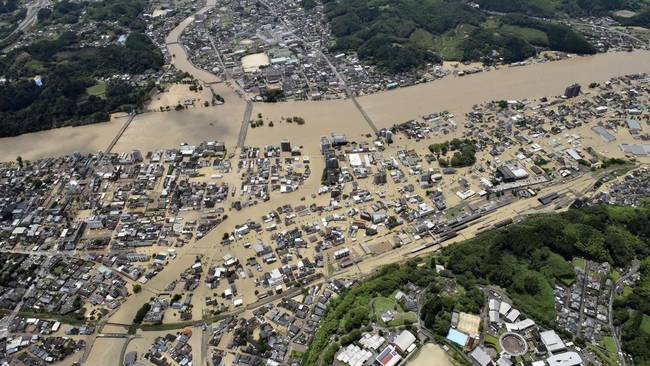Ιαπωνία: Φόβοι για νεκρούς ηλικιωμένους σε οίκο ευγηρίας – Πλημμύρισε από υπερχείλιση ποταμού - Media