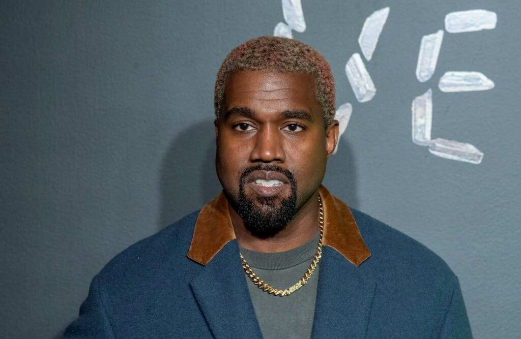 Ο Kanye West... έτοιμος -στο περίπου...- για πρόεδρος των ΗΠΑ: Διάλεξε αντιπρόεδρο, δεν υποστηρίζει τον Τραμπ (Photos) - Media