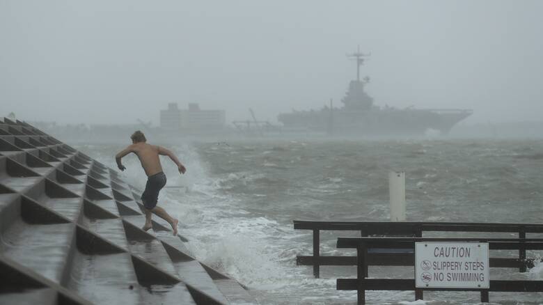 ΗΠΑ: Ο κυκλώνας «Χάνα» πλήττει το Τέξας και κατευθύνεται προς το Μεξικό - Media