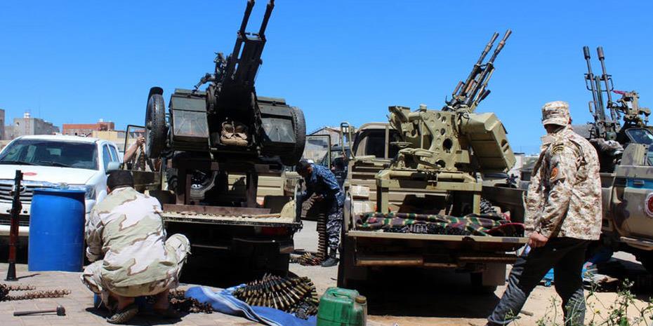 Μαχητές των δυνάμεων της Τρίπολης κατευθύνονται ανατολικά για τη μάχη της Σύρτης - Media