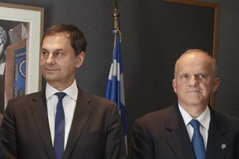 Απίστευτη παραδοχή Θεοχάρη: Ο Λούλης δεν πληροί τα κριτήρια για γ.γ. Τουρισμού - Media