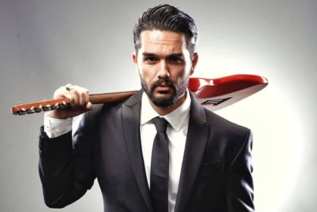 Ο Μάστορας απαντά στα αρνητικά σχόλια: «Βαρεθήκαμε τον δεξιό συντηρητισμό και το αριστερό political correctness» (Video) - Media