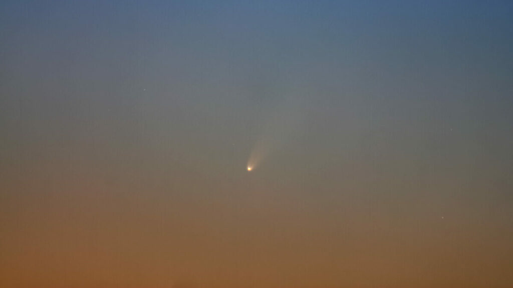 Ολοένα και πιο ορατός από την Ελλάδα ο κομήτης NEOWISE  - Media
