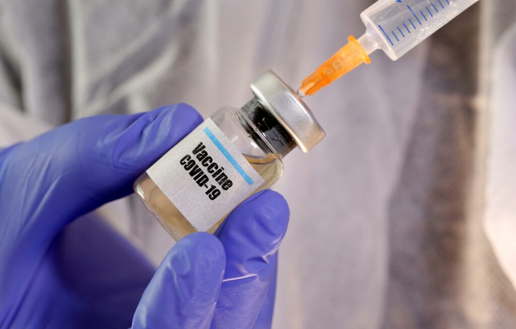 ΗΠΑ: Χρηματοδότηση ύψους 1,6 δισ. δολαρίων στη Novavax για τη δημιουργία εμβολίου για τον κορωνοϊό - Media