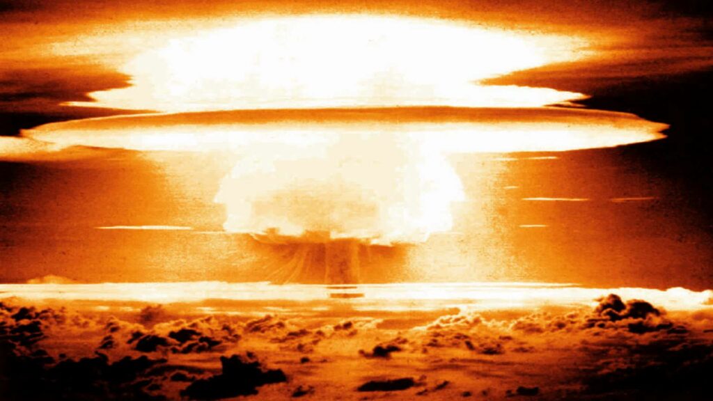 Κορυφαίοι επιστήμονες παρακαλούν τον Τραμπ: Μην ξαναρχίσεις τις πυρηνικές δοκιμές - Media