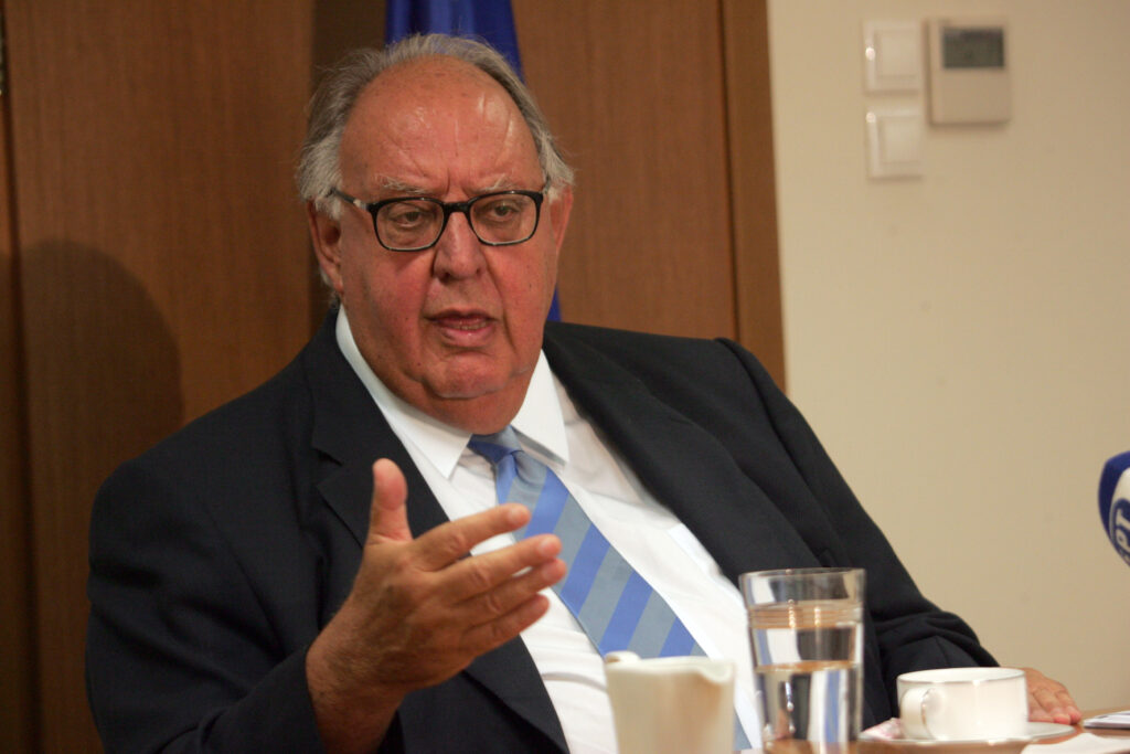 Σκληρό μήνυμα Πάγκαλου για Αγία Σοφία: Οι Τούρκοι έχουν ξανακρεμάσει πρωθυπουργό - Media