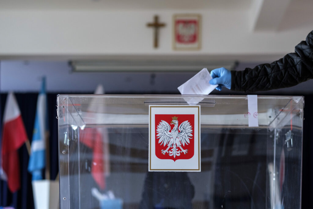 Εκλογές στην Πολωνία: «Θρίλερ» μεταξύ των δύο βασικών υποψηφίων δείχνει το Exit Poll - Media