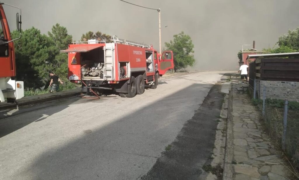 Μεγάλη πυρκαγιά στις Σάπες - Εκκενώνεται οικισμός (Photo/Video) - Media