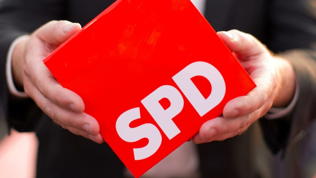 Απεβίωσε ο πρώην πρόεδρος του SPD Χανς-Γιόχεν Φόγκελ - Media