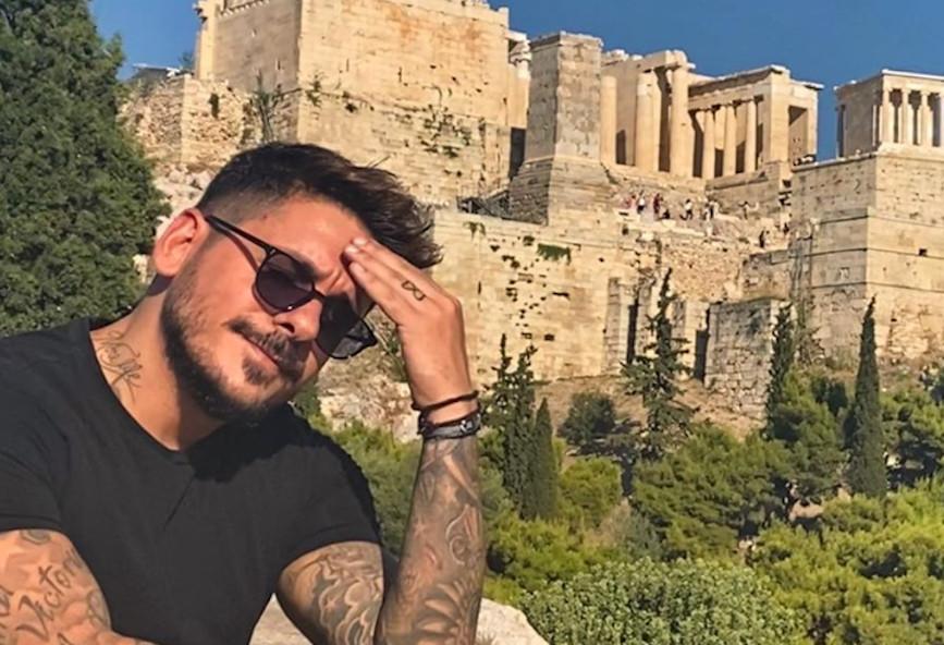 Θύμα κλοπής ο Stan - Πώς τραυματίστηκε ο τραγουδιστής  - Media