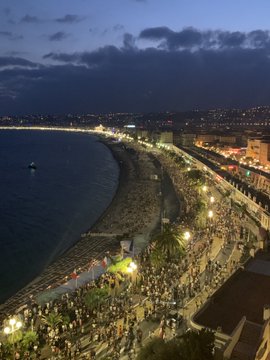 Γαλλία: Χαμός σε συναυλία στη Νίκαια - Ανησυχία για δεύτερο κύμα κορωνοϊού (Video) - Media