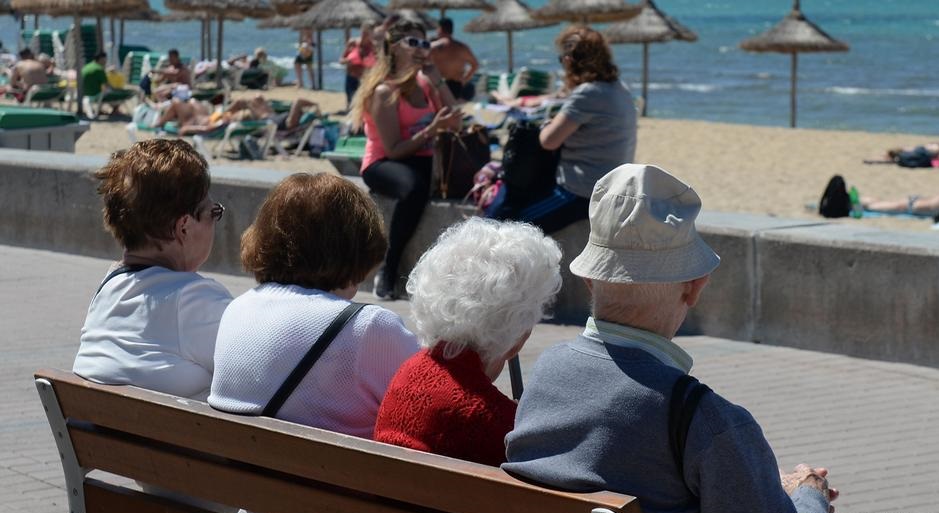 Focus: Φορολογικός παράδεισος η Ελλάδα για εύπορους Γερμανούς συνταξιούχους, γλυτώνουν 9.300 ευρώ το χρόνο - Media