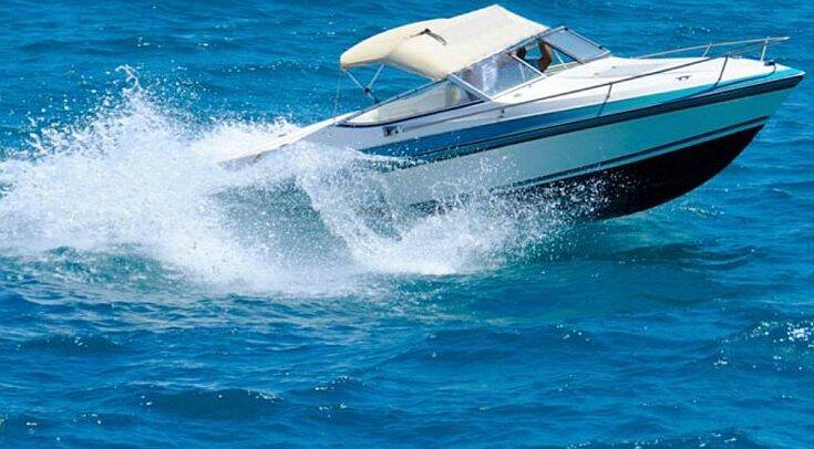 Τραυματισμός 59χρονου λουόμενου από ταχύπλοο - Συνελήφθη ο 38χρονος χειριστής του ταχυπλόου - Media