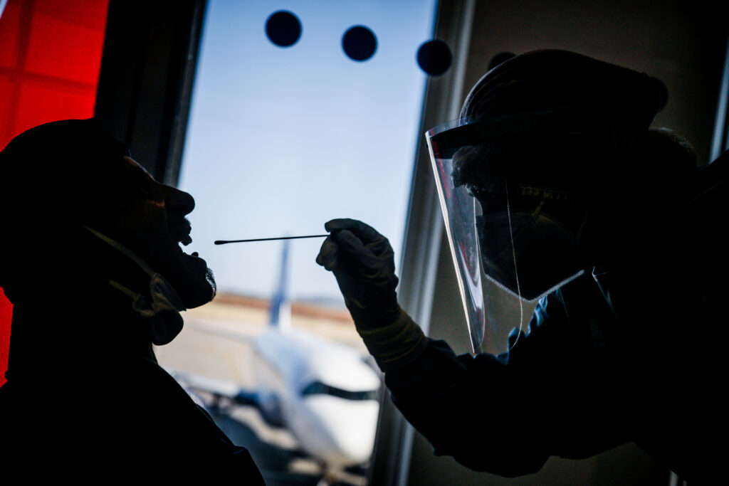 Κύπρος-κορωνοϊός: Ξαφνιάζει ευχάριστα έρευνα που δείχνει ελάχιστες πιθανότητες μετάδοσης στο αεροπλάνο - Media