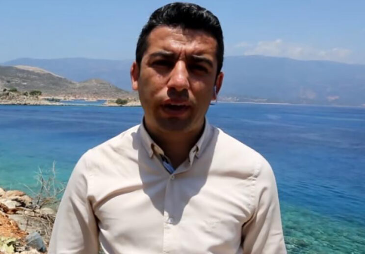 Kαστελόριζο: Tούρκος δημοσιογράφος με μια κάμερα στο χέρι... το 