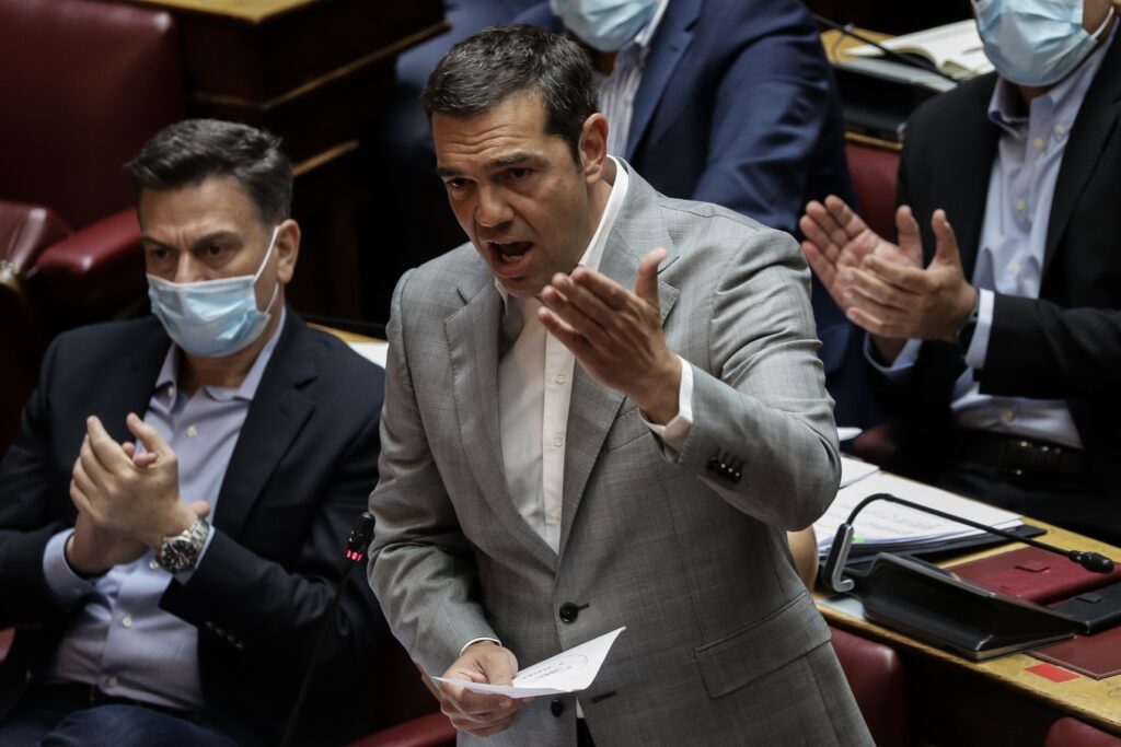 Επίθεση Τσίπρα σε Μητσοτάκη: Επιβάλλετε κούρεμα 60% στα αναδρομικά των συνταξιούχων (Video) - Media