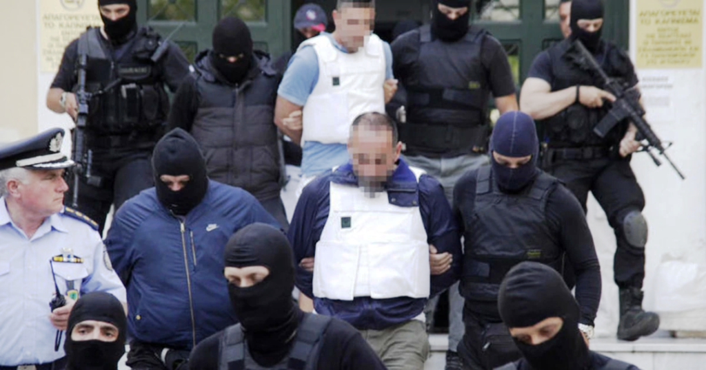 «Επαναστατικός Αγώνας»: Αθώοι Τσιρώνης και 10 ακόμη κατηγορούμενοι για ένταξη σε τρομοκρατική οργάνωση  - Media