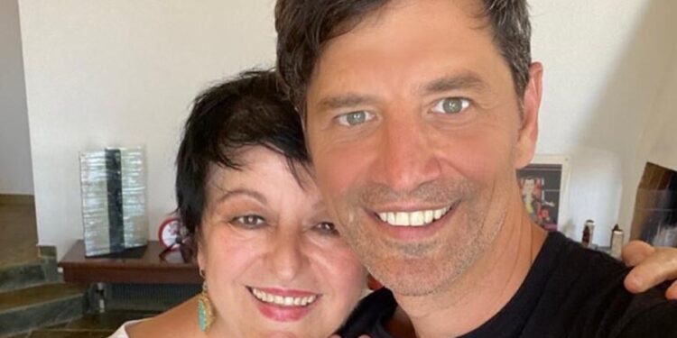 Ο Σάκης Ρουβάς για πρώτη φορά στο Ηρώδειο - Media