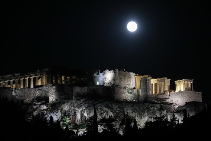 Εικόνες Αποκάλυψης: Τεράστια έκρηξη ισοπέδωσε μεγάλο μέρος της Βηρυτού - Δεκάδες νεκροί, χιλιάδες τραυματίες (Videos|Photos) - Media