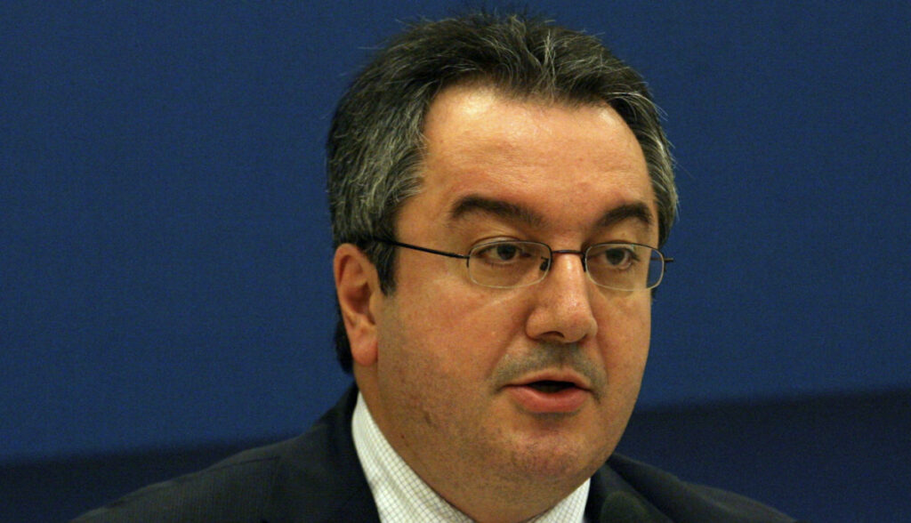 Μόσιαλος: Χρειάζεται σχέδιο για το φθινόπωρο - Μεγάλη πιθανότητα για έγκριση εμβολίου τους επόμενους μήνες - Media