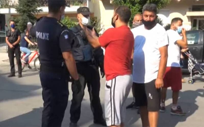 Ένταση σε λαϊκή στις Σέρρες: Πρόστιμα σε πωλητές και πελάτες γιατί δεν φορούσαν μάσκα (video) - Media