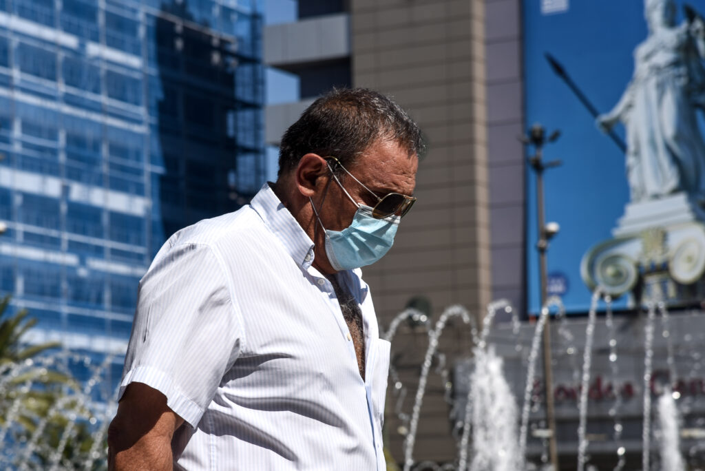 Κορωνοϊός: Παιδιά, έφηβοι και νέοι έως 30 ετών η ομάδα διασποράς στην Ελλάδα - Ανησυχία για τους «σιωπηλούς» φορείς - Media