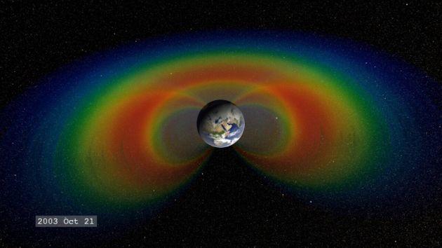 Ανακαλύφθηκε ρήγμα στο μαγνητικό πεδίο της Γης (Photo) - Media