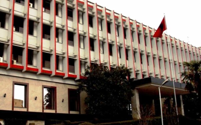 Αλβανία: Δικαίωμα της Ελλάδας η επέκταση στα 12 μίλια αν δεν παραβιάζονται τα δικαιώματα άλλων κρατών. - Media