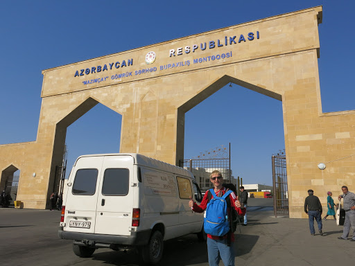 Αζερμπαϊτζάν: Κλειστά για έναν ακόμη μήνα θα παραμείνουν τα σύνορα - Media