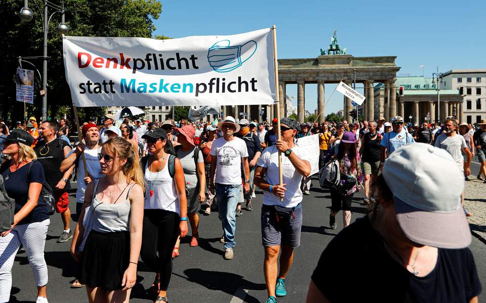 Απαγόρευση των διαδηλώσεων κατά των περιορισμών λόγω κορωνοϊού στο Βερολίνο - Media