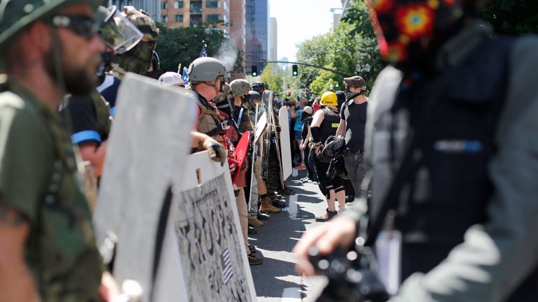 ΗΠΑ: Εντολή της αστυνομίας για διάλυση διαδήλωσης έξω από κτήριο του Πόρτλαντ - Media