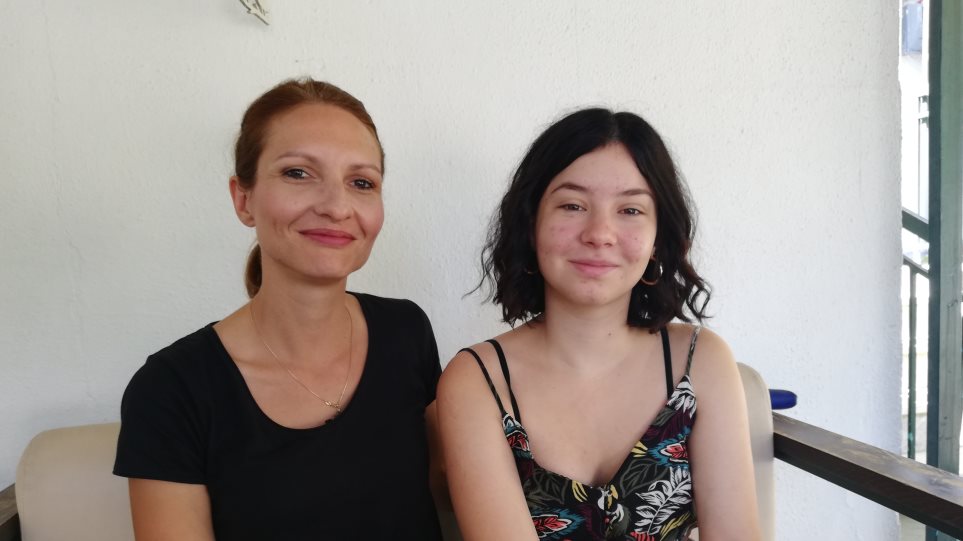 Κοζάνη: Μάνα και κόρη έδωσαν μαζί Πανελλήνιες και πέρασαν - Media