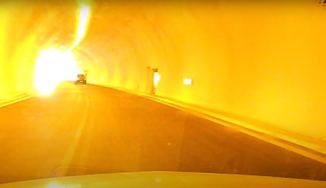 Ηράκλειο: Αγροτικό οδηγούσε ανάποδα μέσα σε σήραγγα και έσπειρε τον πανικό - Media