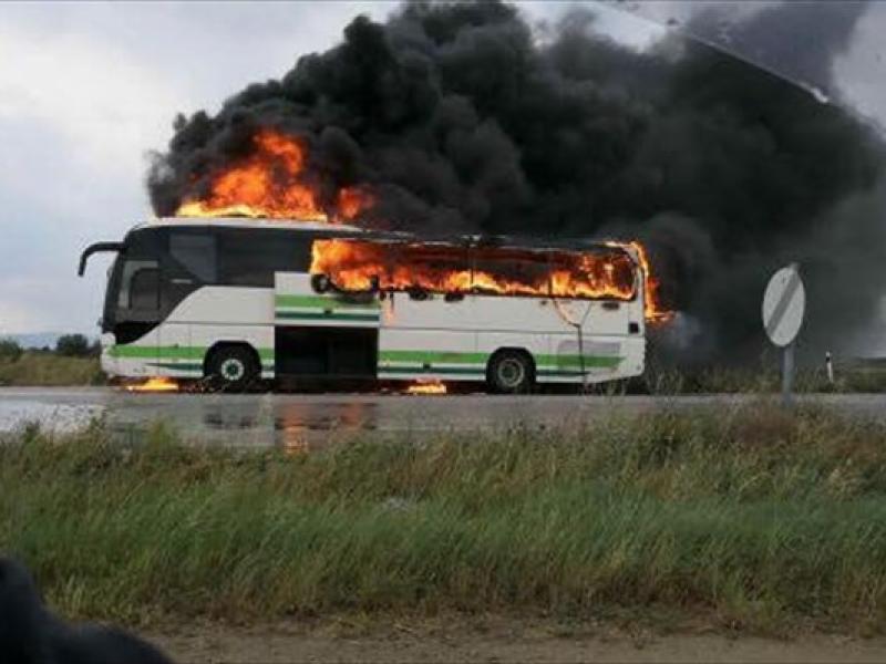 Μαρτίνο: Κάηκε ολοσχερώς λεωφορείο του ΚΤΕΛ – Ξέσπασε φωτιά ενώ ήταν γεμάτο με επιβάτες (Video) - Media